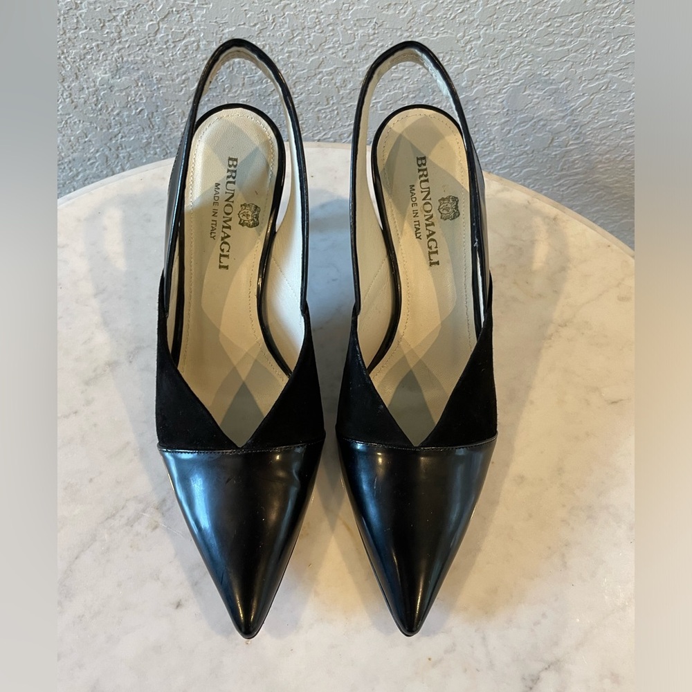 Bruno Magli Italy Black Leather Slingback Heels Gold Heel Pointed Toe 36 - Picture 7 of 9